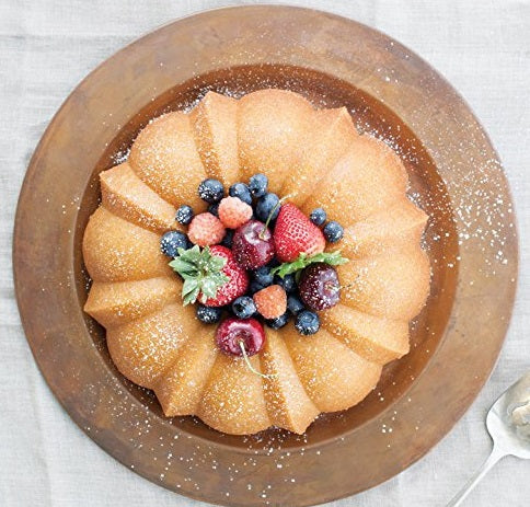Nordic Ware Original Cast Bundt Cake Pan by Kitchen Niche