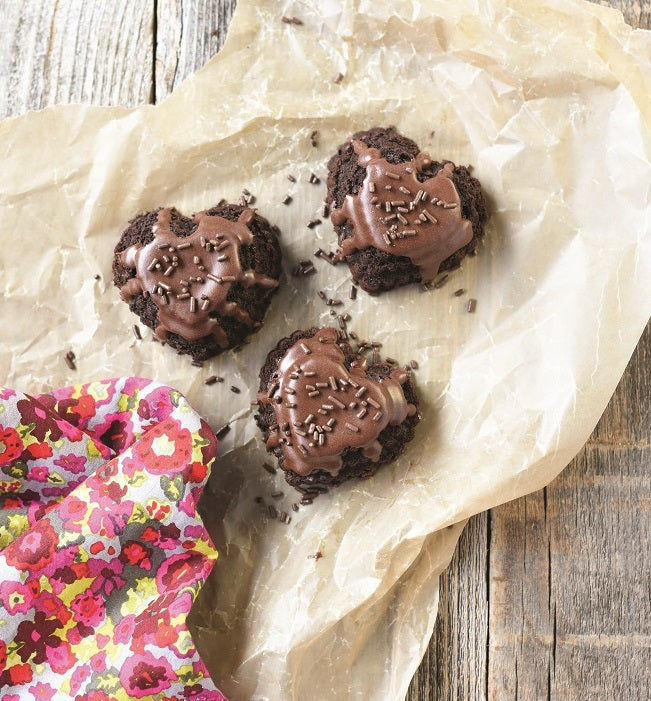 Nordic Ware Tiered Heart Cakelet Pan by Kitchen Niche