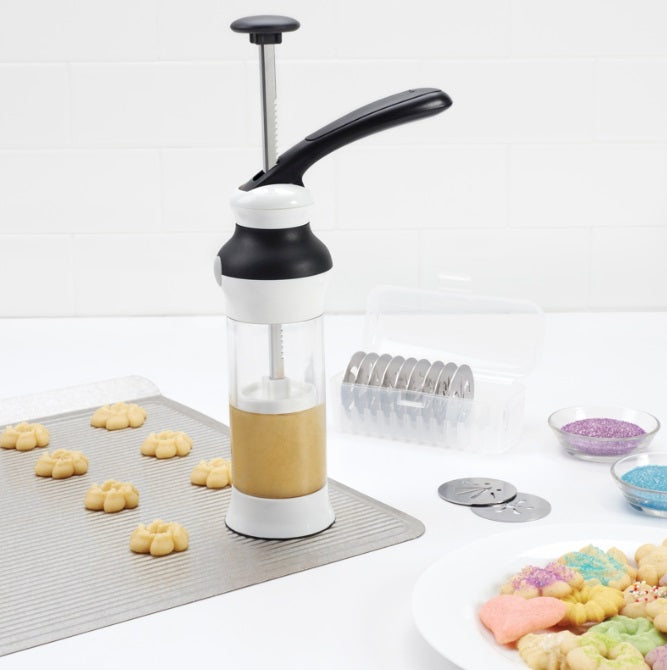 Oxo Good Grips Cookie Press Kit by Kitchen Niche