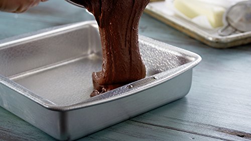 Doughmakers Square Cake Pan by Kitchen Niche