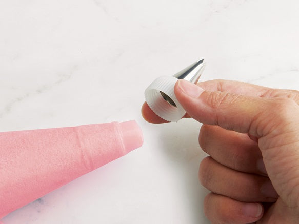 Trudeau 9 Piece Cake Decorating Set by Kitchen Niche