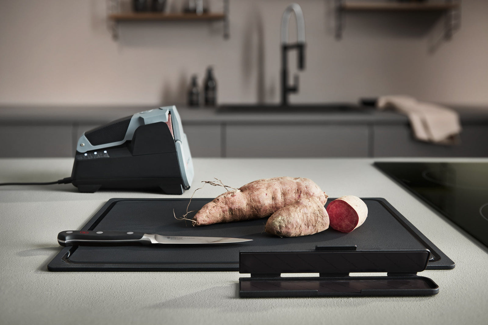 Wüsthof Flex Cutting Board – Black, 38 × 25 × 0.4 cm by Kitchen Niche