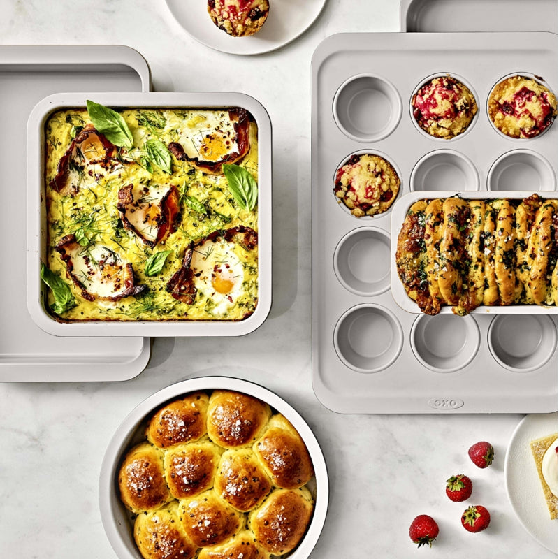 OXO Pro Ceramic Coated Pizza Pan – 15"