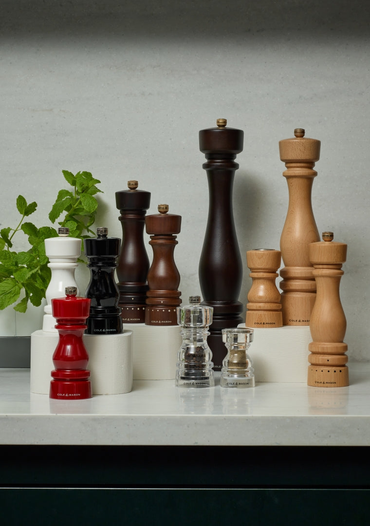 Cole & Mason London Salt Mill – Red Acrylic
