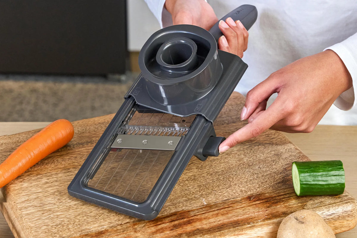 Zyliss Handheld Mandoline Slicer