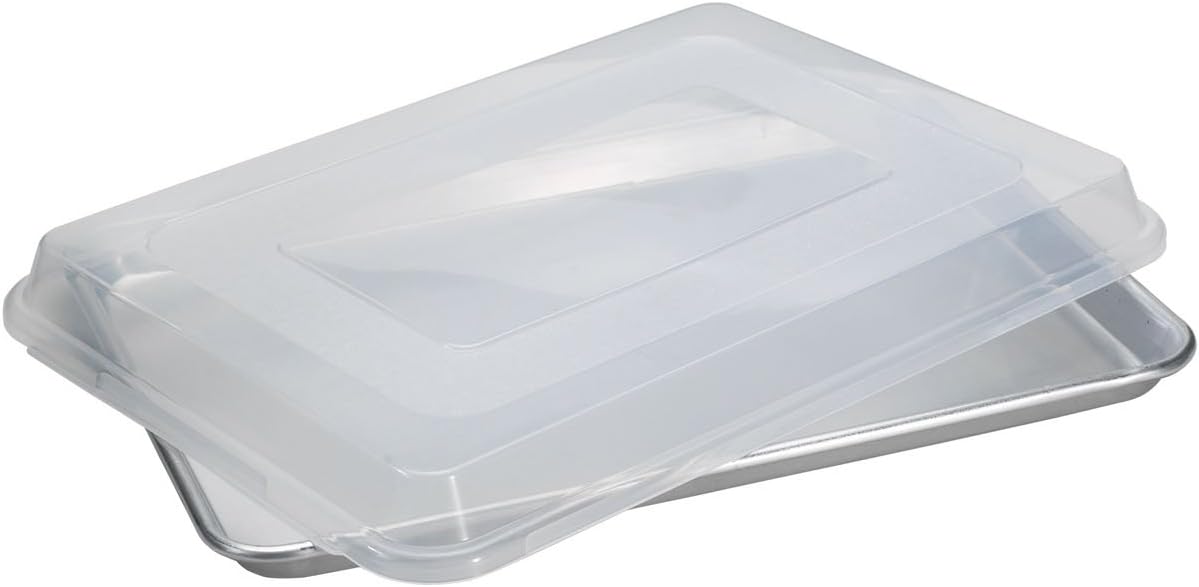 Nordic Ware Half Sheet Pan with Lid