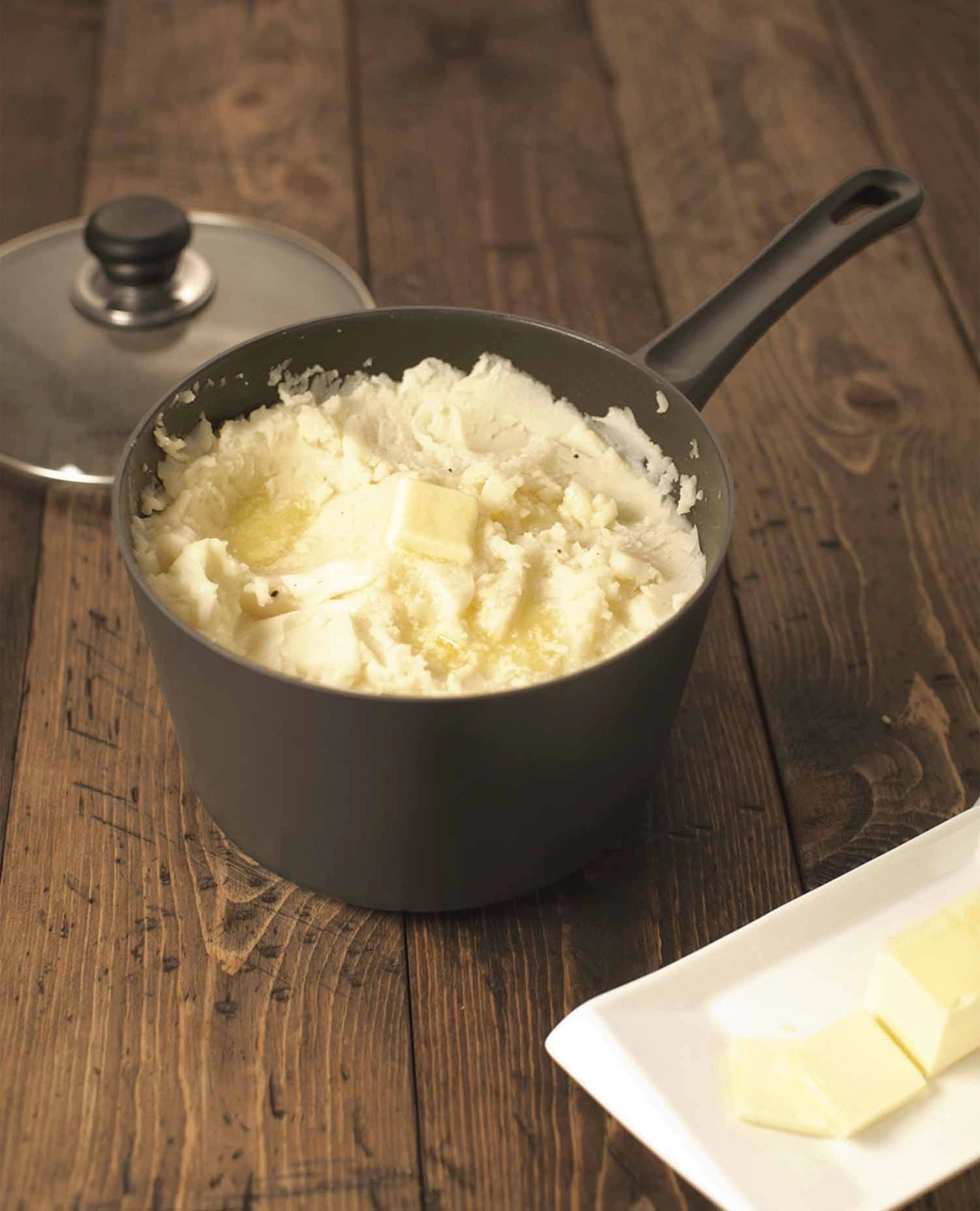 Scanpan Classic Saucepan with Lid – 3.0 L by Kitchen Niche