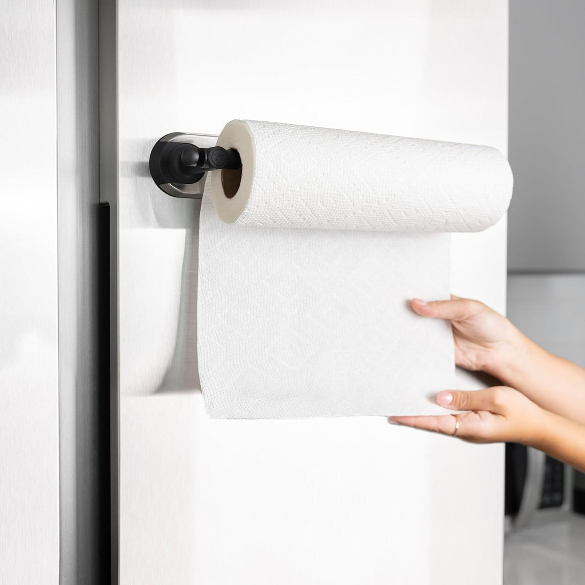 Outset Magnetic Paper Towel Holder