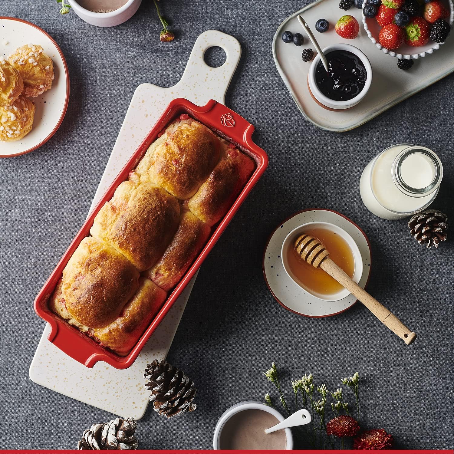 Peugeot Ceramic Loaf Pan – Ecru – 31 cm