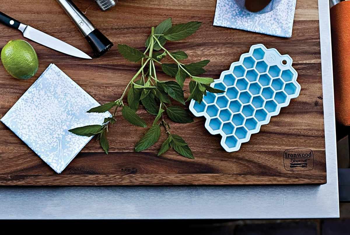 Outset Small Hex Silicone Ice Tray