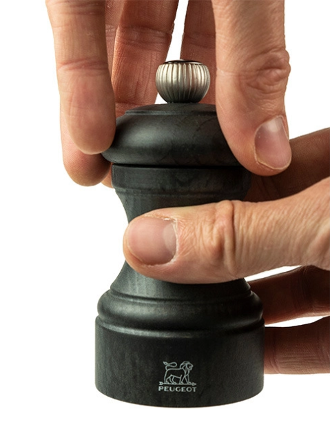 Peugeot Bistro Manual Salt Mill – Matte Black – 10 cm