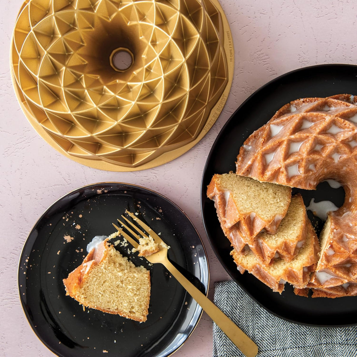Nordic Ware Jubilee Bundt Pan