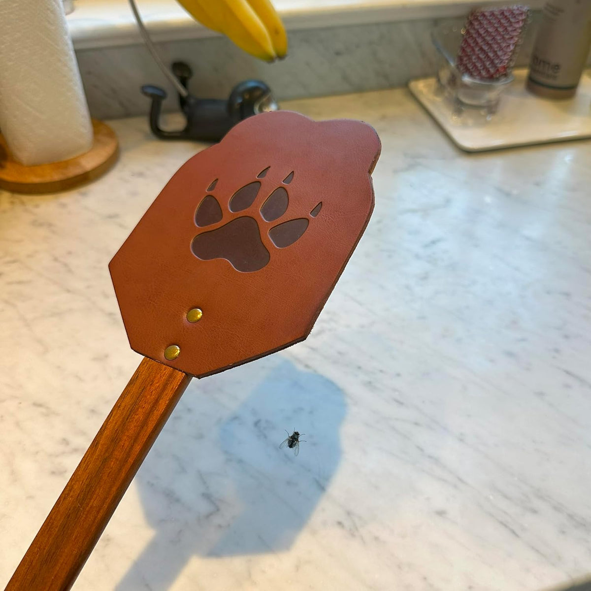 Outset Bear Claw XL Fly Swatter