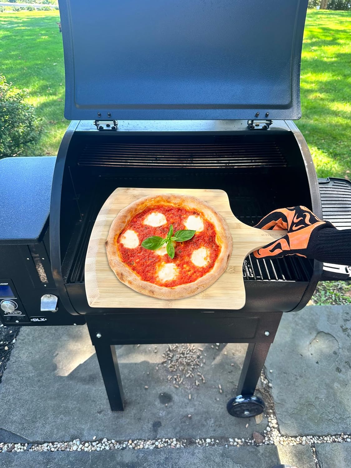 Outset XL Bamboo Pizza Peel
