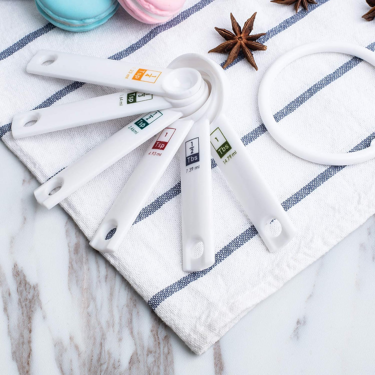 Fox Run White Measuring Spoon Set