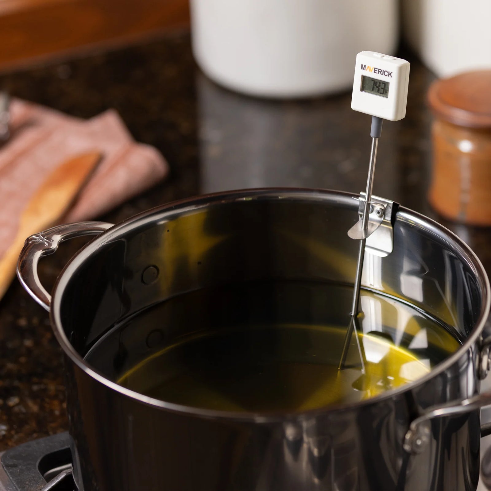 Maverick iChef Bluetooth Candy and Deep Fry Thermometer