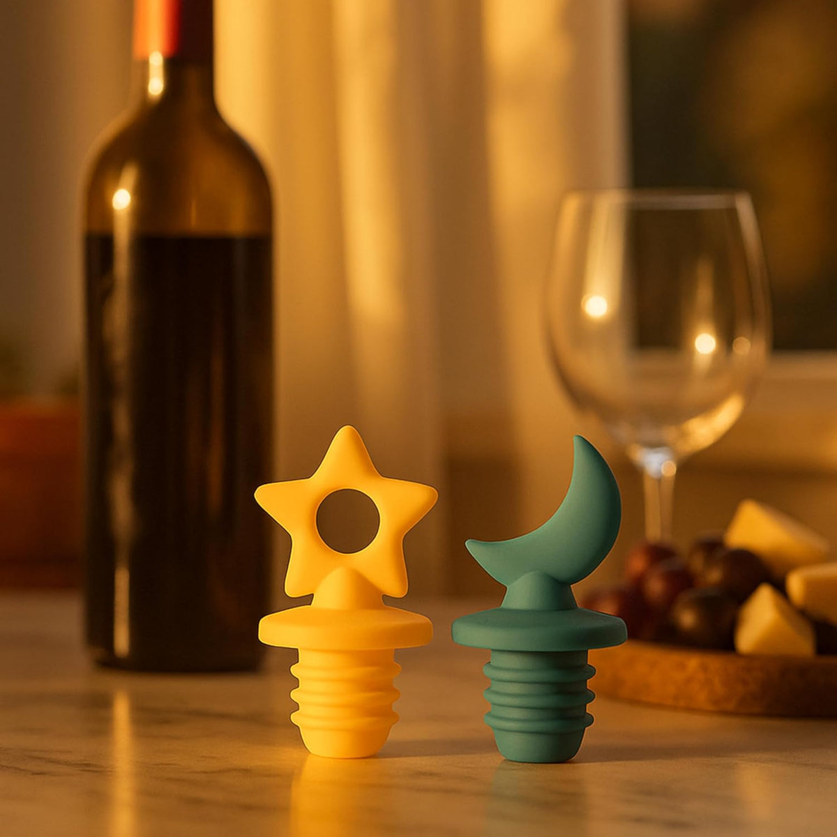 Oggi Set of 2 Stoppers – Moon and Star