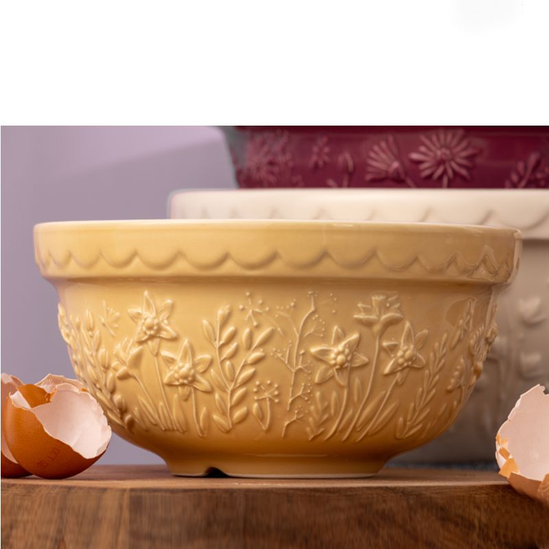 Mason Cash Meadow Mixing Bowl 8.25-Inch Yellow