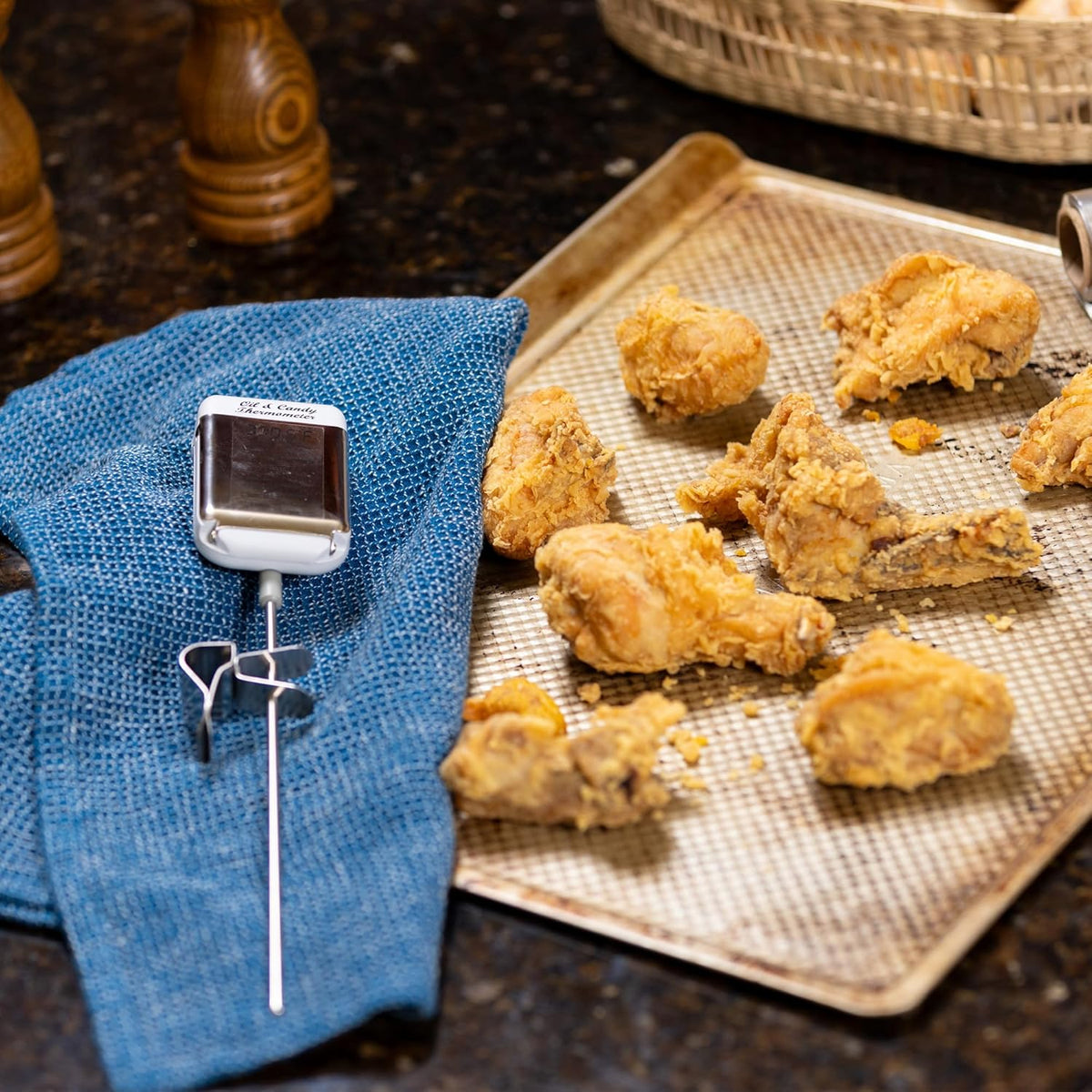 Maverick Digital Candy and Deep Fry Thermometer