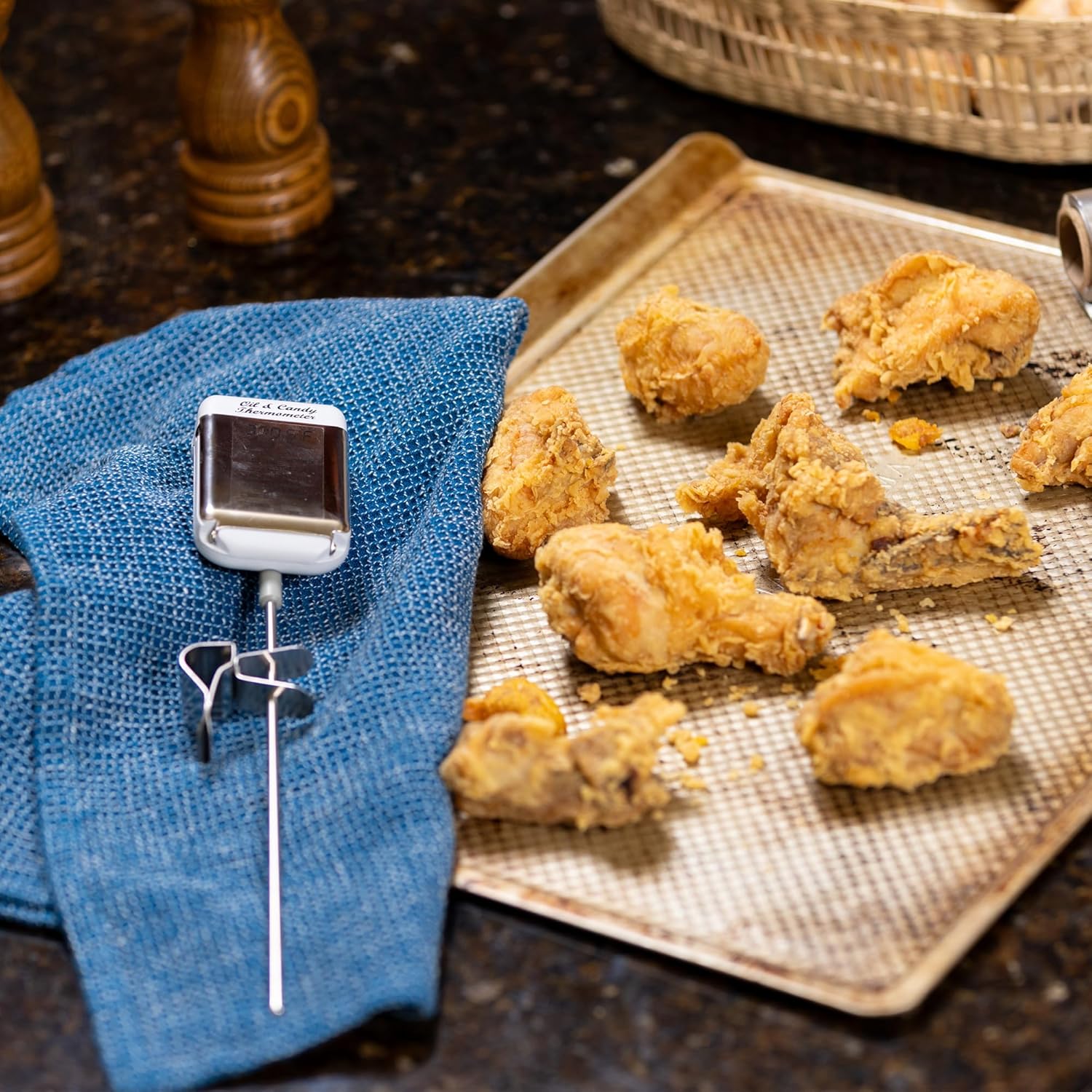 Maverick Digital Candy and Deep Fry Thermometer