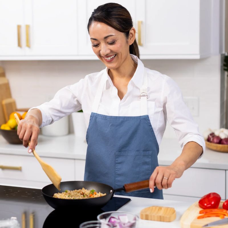 Joyce Chen Classic Series 9.5-Inch Carbon Steel Preseasoned Stir Fry Pan Joyce Chen by Kitchen Niche