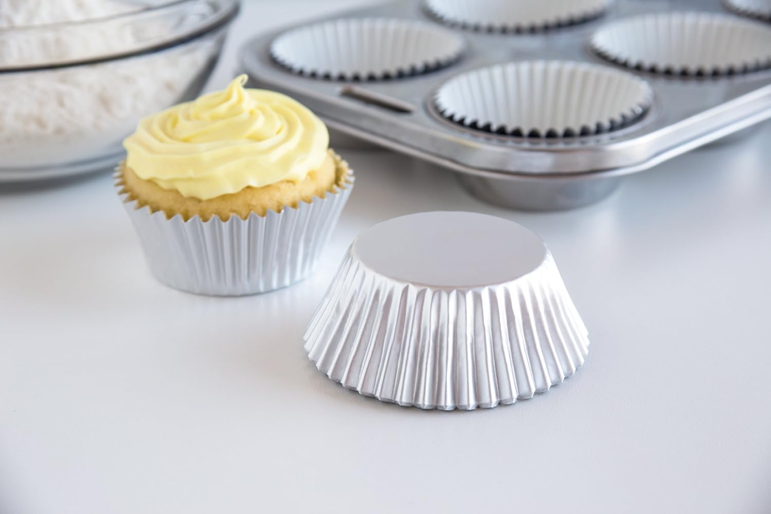 Fox Run Silver Foil Bake Cups - 32 Pack
