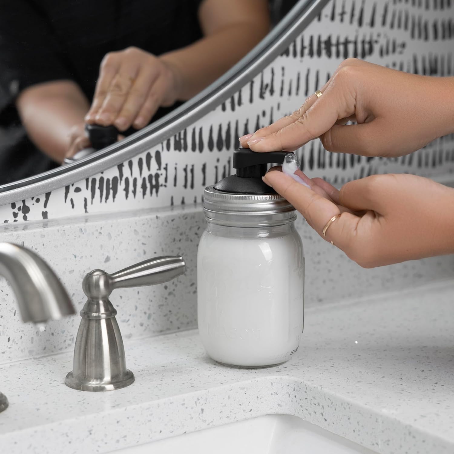 Jarware Black Foam Soap Pump