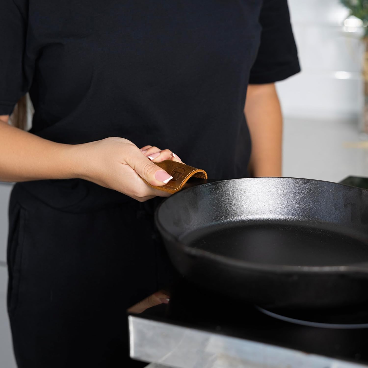 Outset Cast Iron Pan Handle Cover