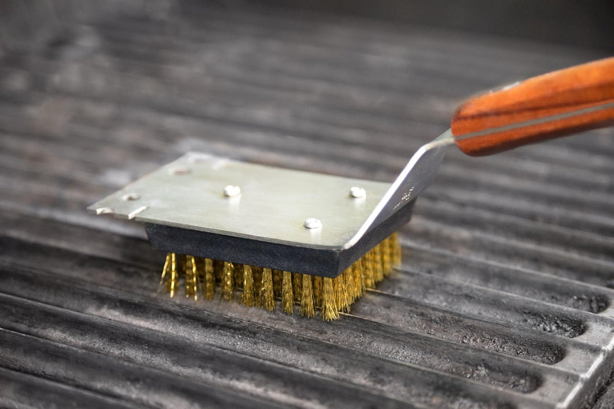 Outset Rosewood Grill Brush