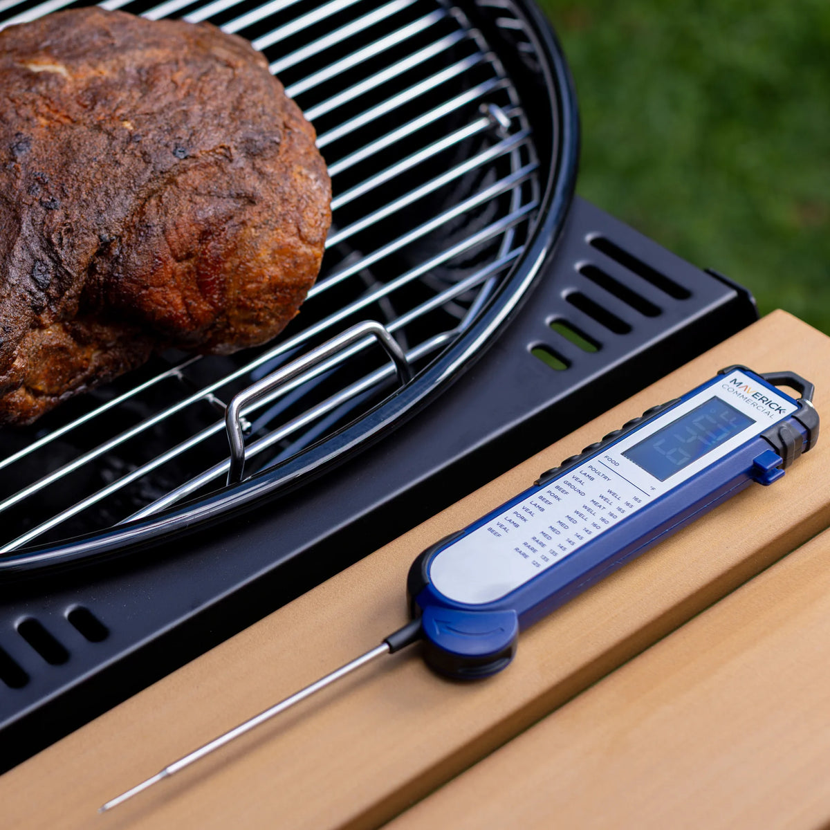 Maverick Pro-Temp Professional Thermocouple Thermometer - Blue