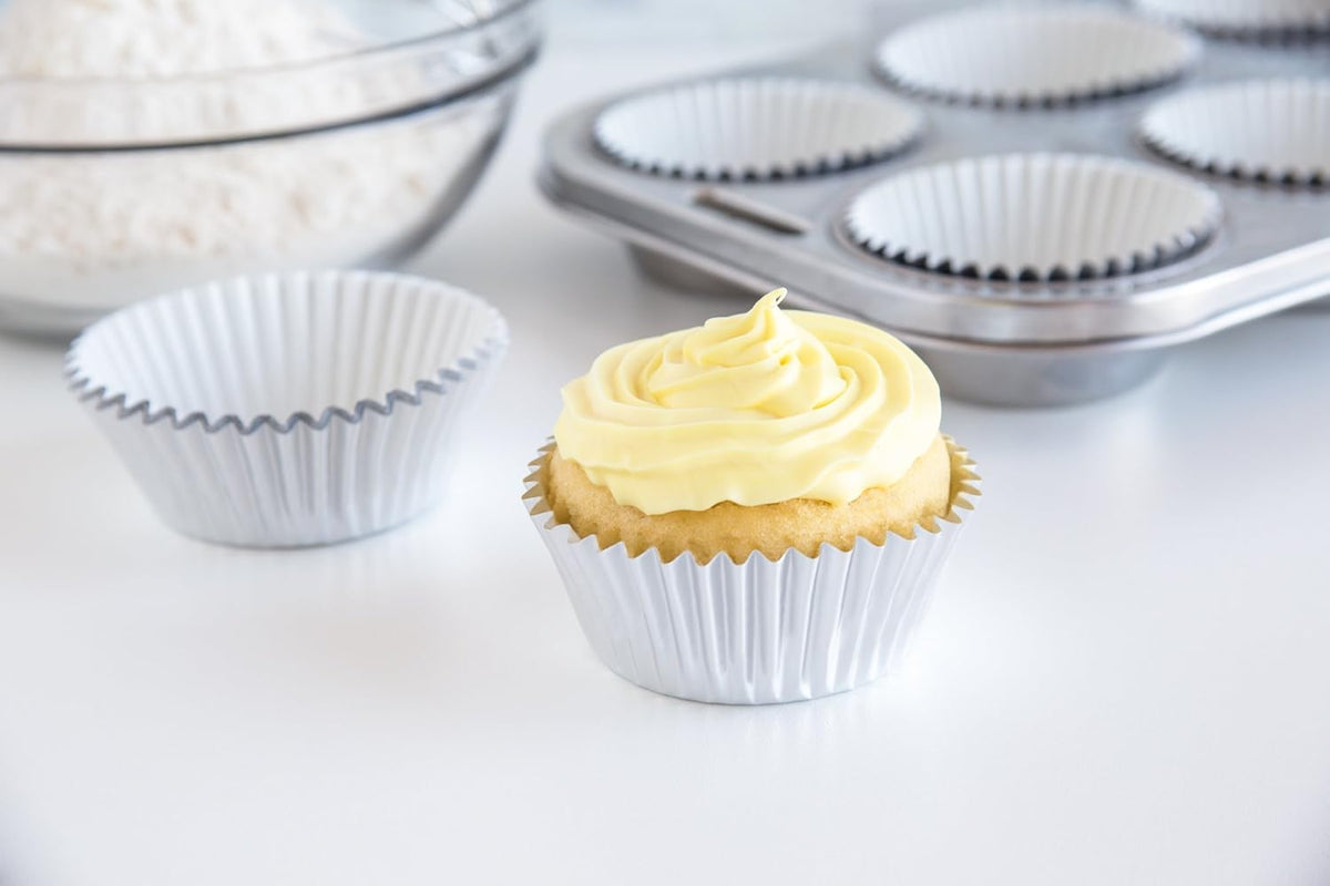 Fox Run Silver Foil Bake Cups - 32 Pack