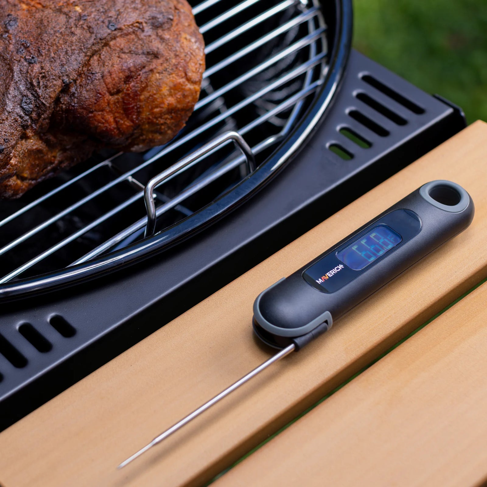 Maverick Temp and Time Reverse LCD Thermocouple Thermometer