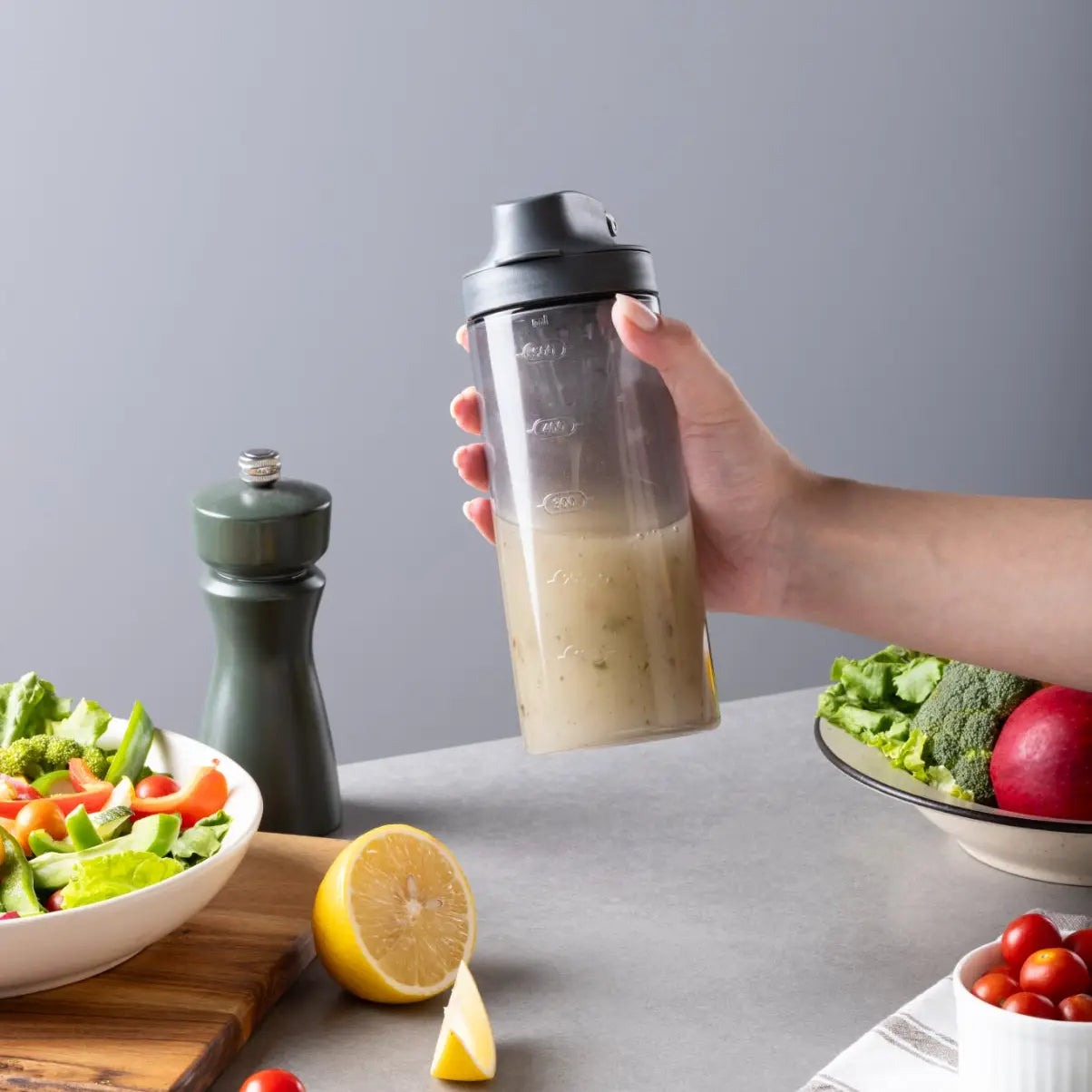 Zyliss Salad Dressing Shaker