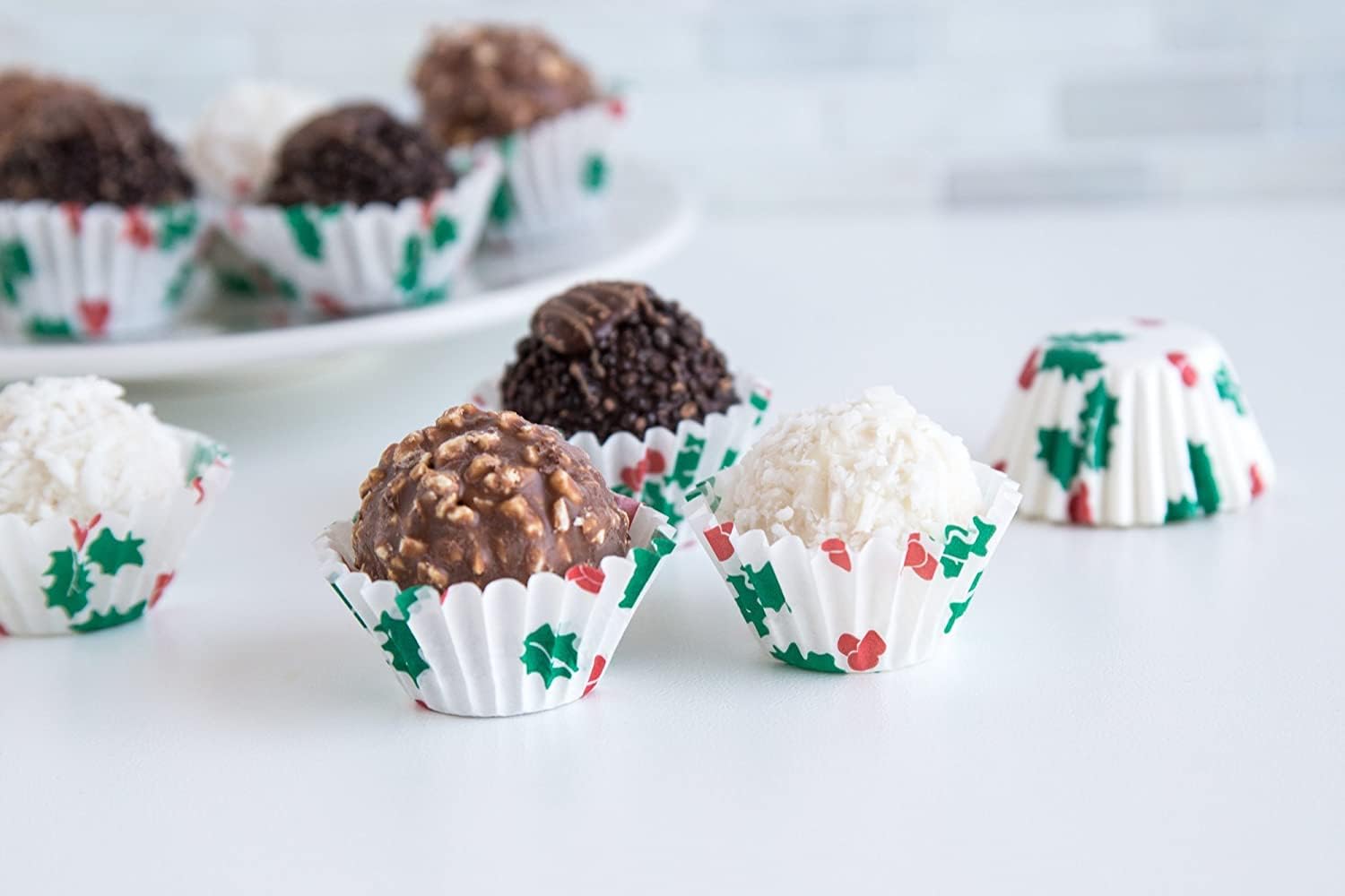 Fox Run Mini Christmas Baking Cups – 75 Pack