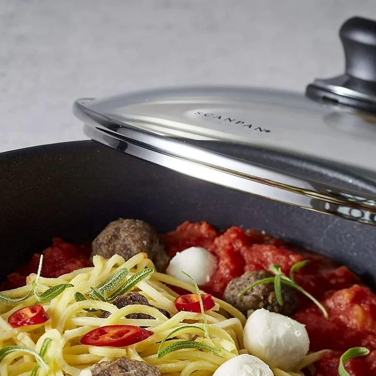 Scanpan Classic Induction Sauté Pan with Lid – 28 cm, 3 L