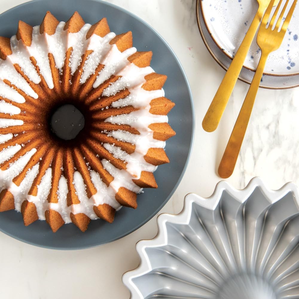 Nordic Ware Brilliance Bundt Cake Pan 10-Cup