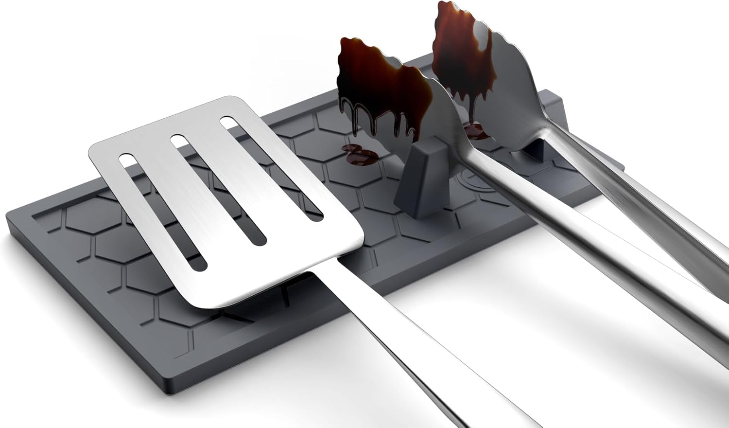 Outset Silicone Grill Mat & Tong Holder