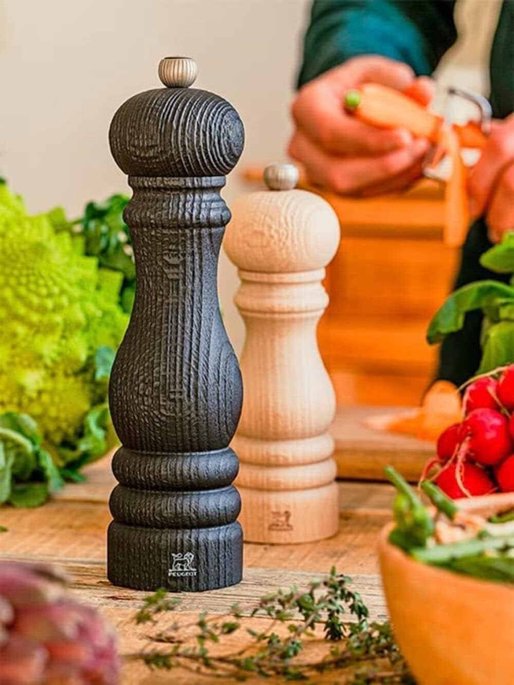 Peugeot Paris Nature Black Salt Mill – 23 cm
