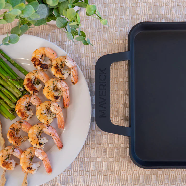 Maverick Preseasoned Carbon Steel Griddle - 22"