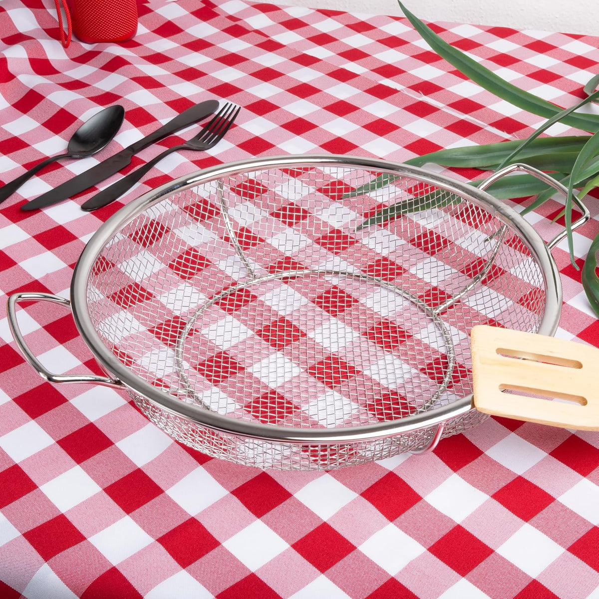 Outset Stainless Steel Round Shallow Grill Basket