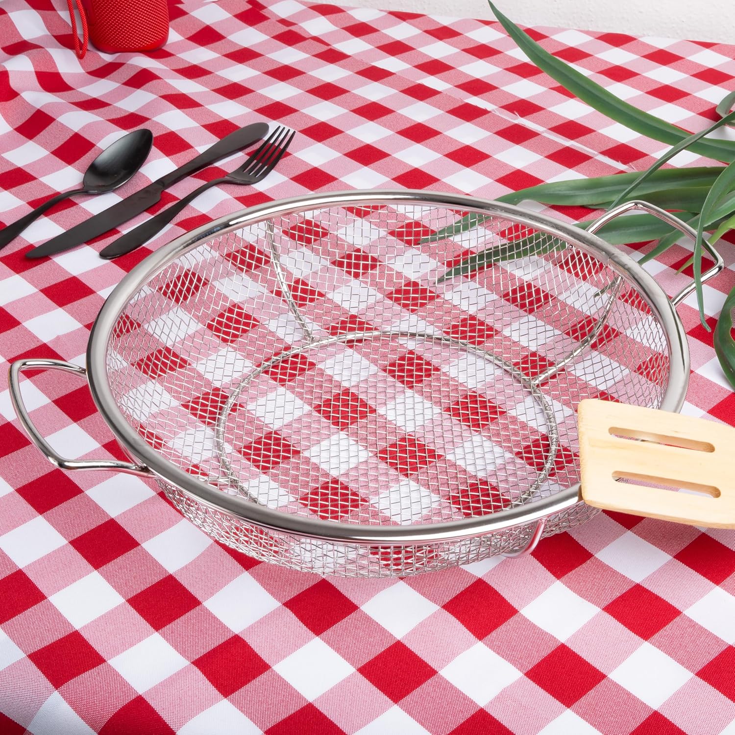 Outset Stainless Steel Round Shallow Grill Basket