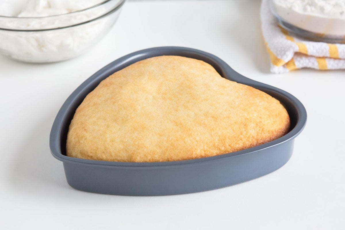 Fox Run 8" Heart Cake Pan