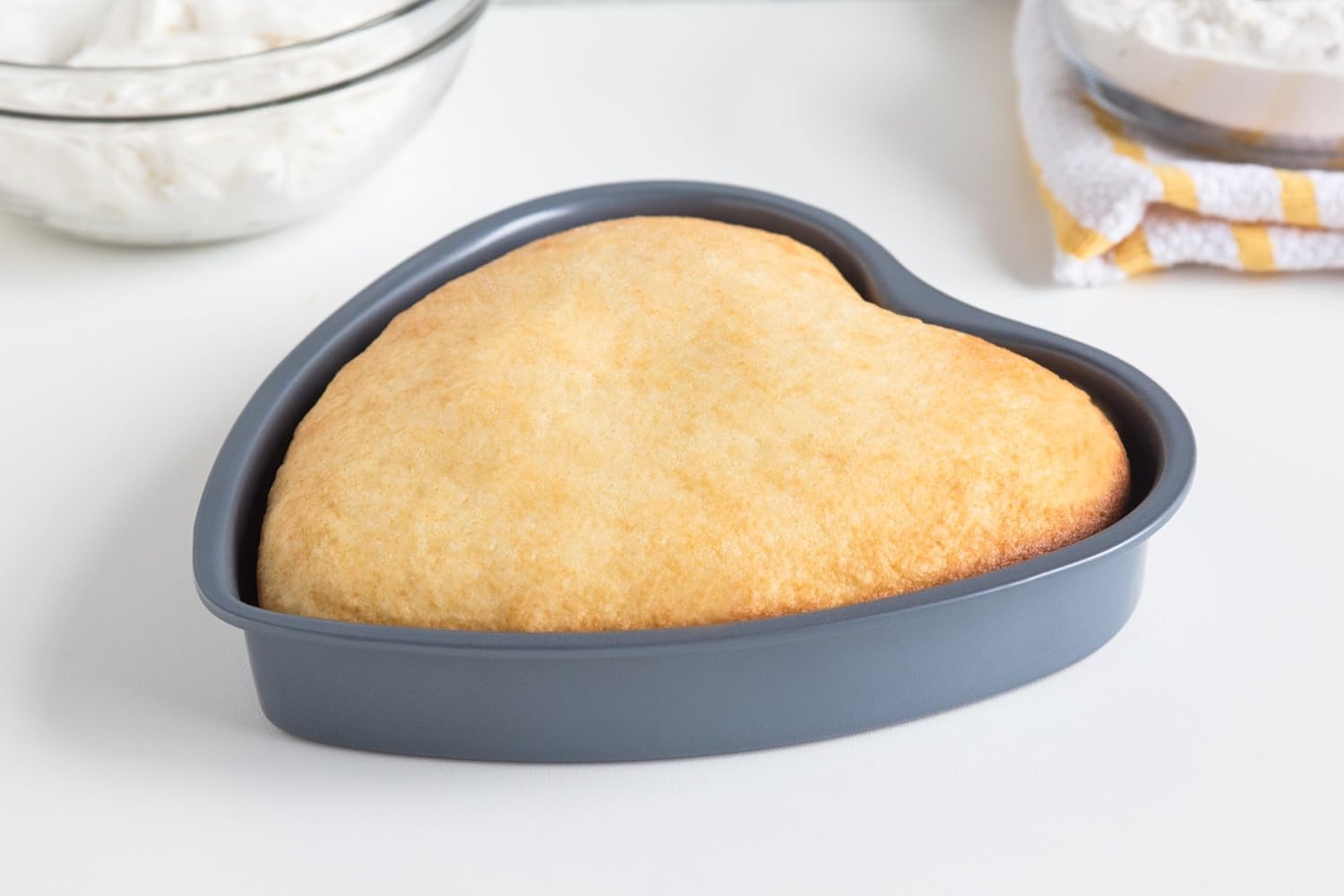 Fox Run 8" Heart Cake Pan