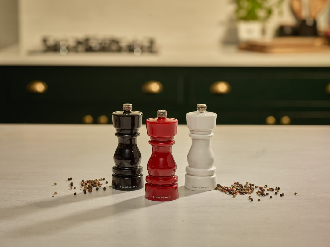 Cole & Mason London Pepper Mill – White Acrylic