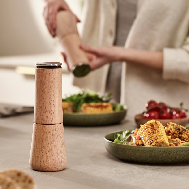 Joseph Joseph Milltop No-Spill Pepper Mill