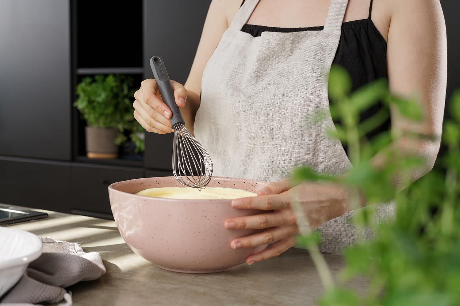 Zyliss Balloon Whisk – Medium by Kitchen Niche