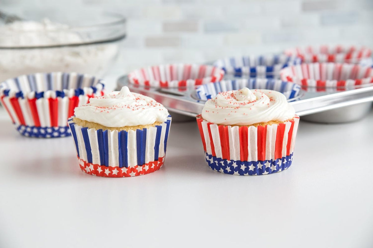 Fox Run Patriotic United States Baking Cup Set of 50
