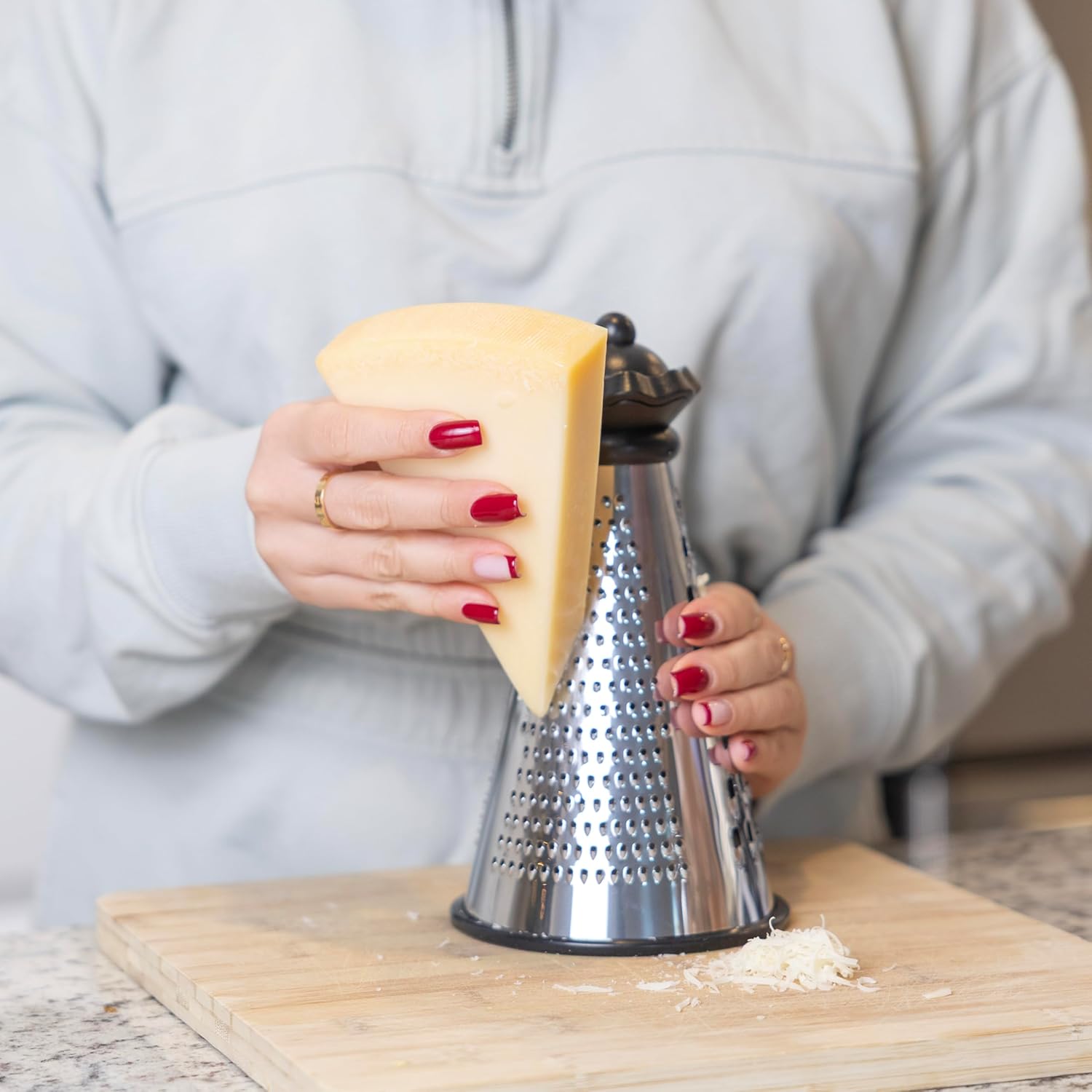 Pundit Chess Grater Queen Cheese Grater