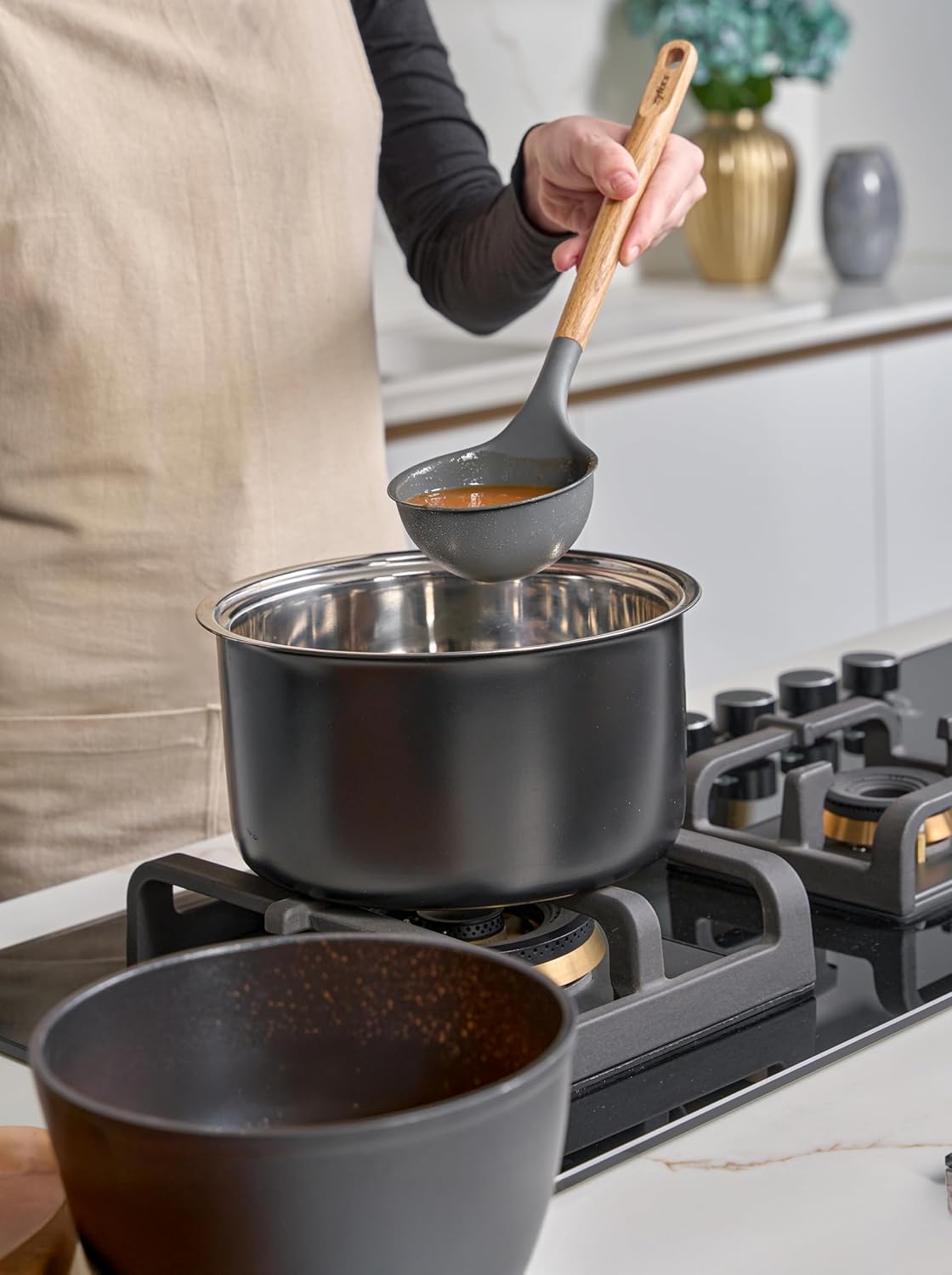 Zyliss Ladle with Oak Wood Handle