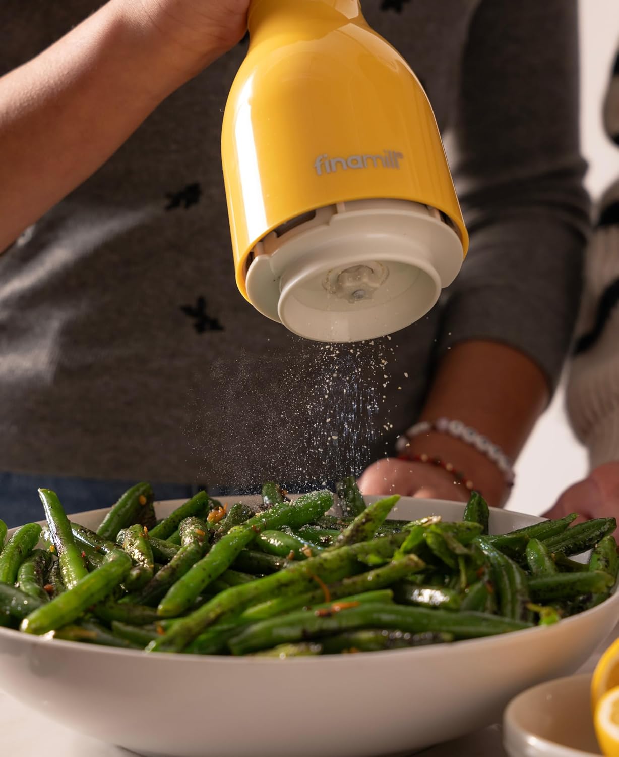 FinaMill Electric Pepper & Spice Grinder with 2 Pods – Canary